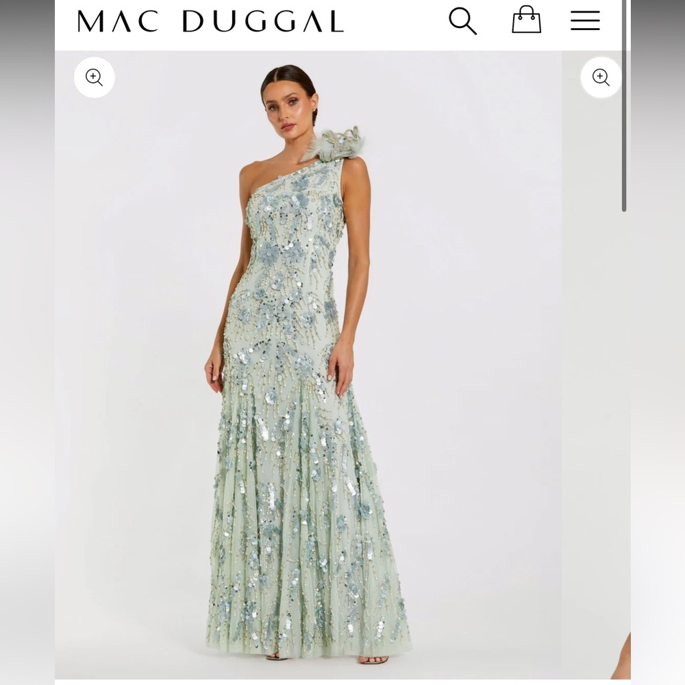 Mac Duggal NWT Stunning Green Embellished One Shoulder Trumpet Gown with Flower